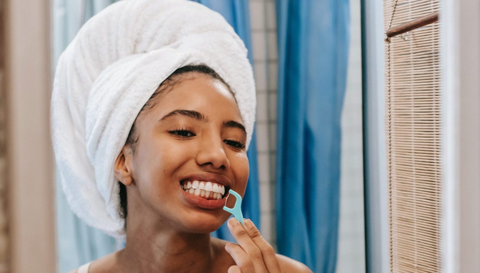 How To Stop The Gums From Bleeding
